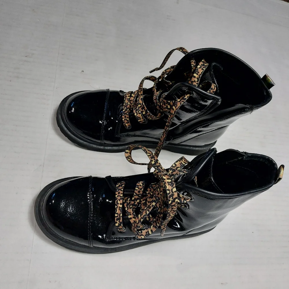 Cat & Jack girls lace
